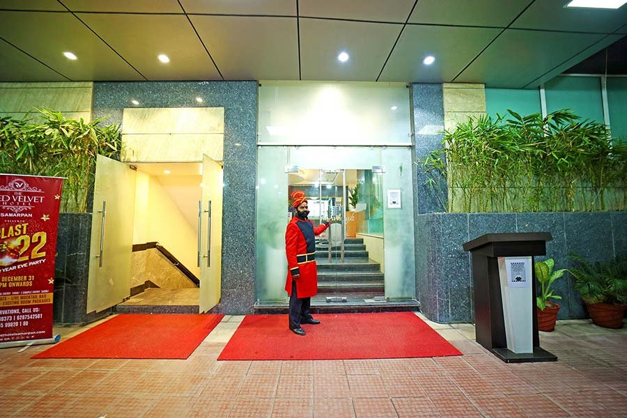 Top Hotel in Patna- Red Velvet