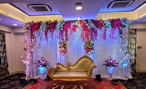 Top Hotel in Patna with Restaurant & Banquet Hall: Red Velvet