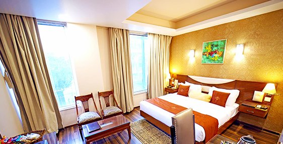 Best club room in patna